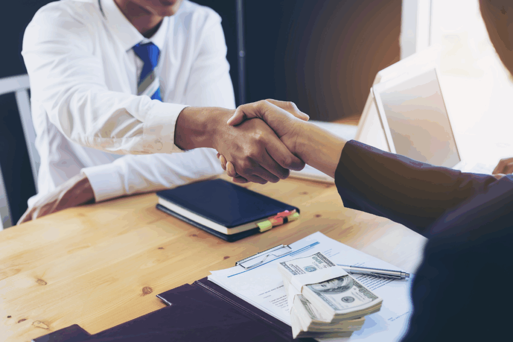 What Are The Top Uses, Pros & Cons of Personal Loans in Singapore?